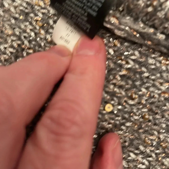 White House Black Market sparkling silver with gold sequins sweater size XL - Picture 5 of 6